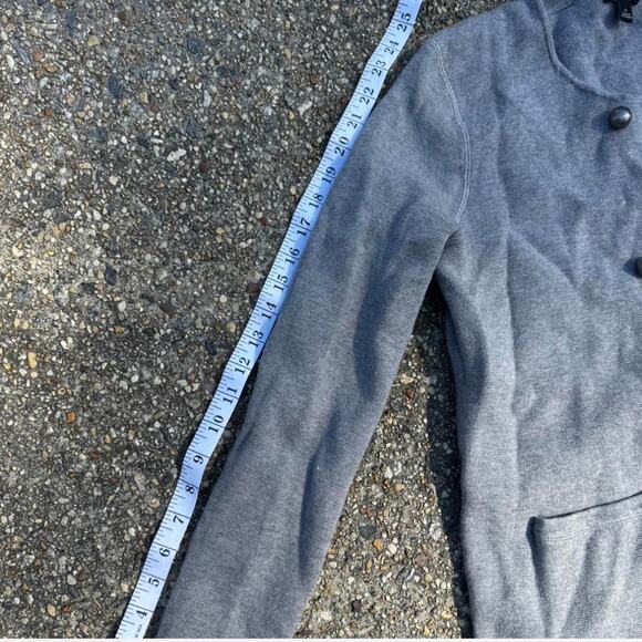 timeless elegant preppy merino wool Ann Taylor grey sweater women's size small - Picture 4 of 8
